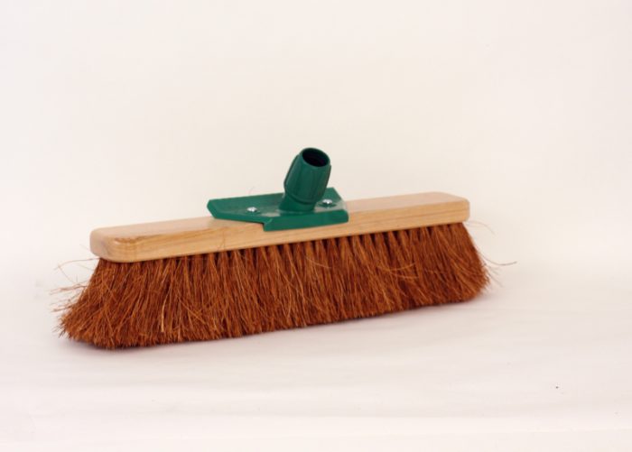 Zaalveger cocos hout met steelverbinding en schraper 40 cm