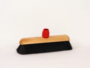 Zaalveger paardenhaar/gemengd, hout met dop 29 cm